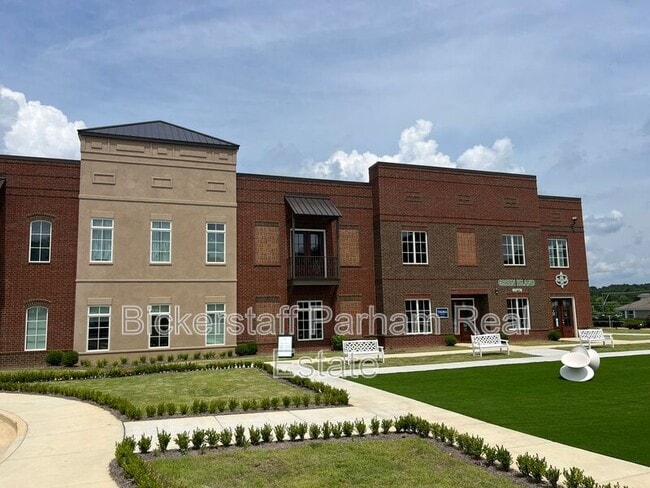 Building Photo - 6801 River Rd