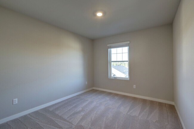 Building Photo - Beautiful 4bd, 3.25ba Home Available in Great Community!