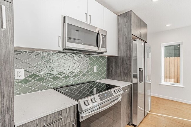 Building Photo - 1717 Ingalls St