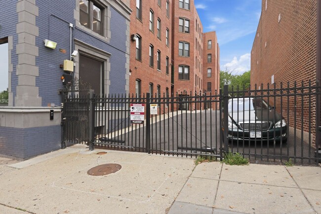 Building Photo - 1763 Columbia Rd NW