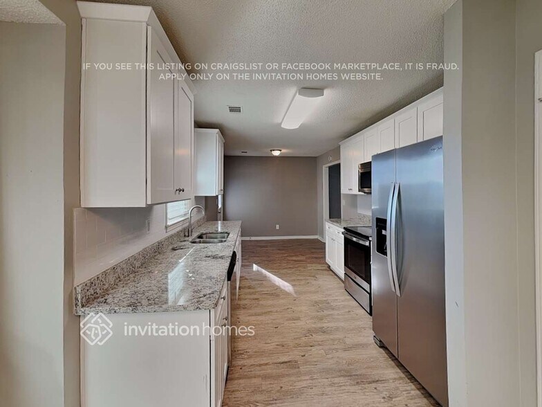 Building Photo - 4145 Fox Chase Dr