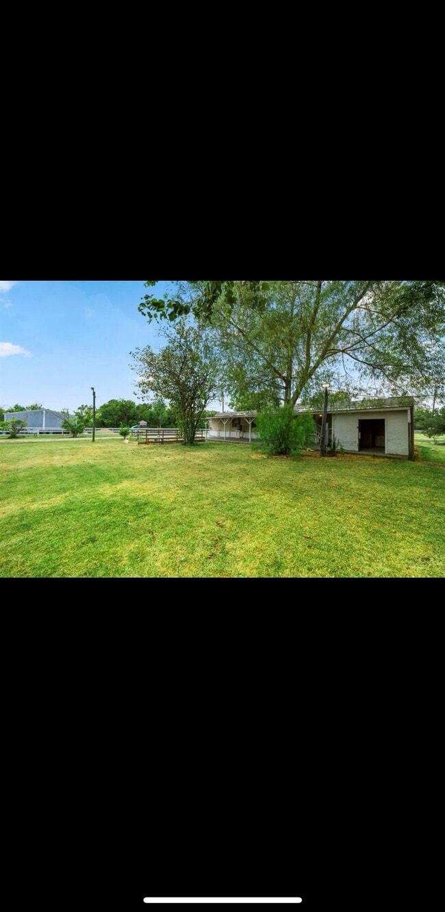 Building Photo - 4018 Krampota Ln