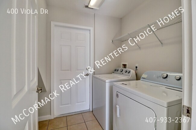 Building Photo - 400 Viola Dr