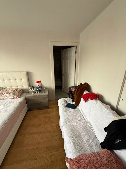 Building Photo - 13235 41st Rd