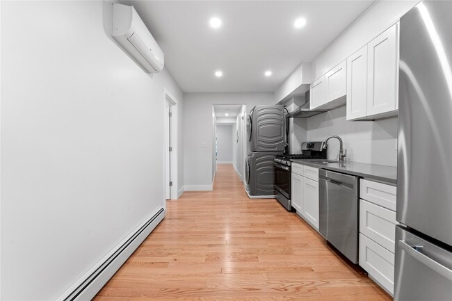 Building Photo - 46 North St