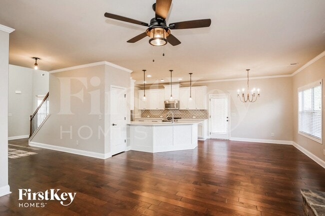 Building Photo - 668 Brakeman Cir