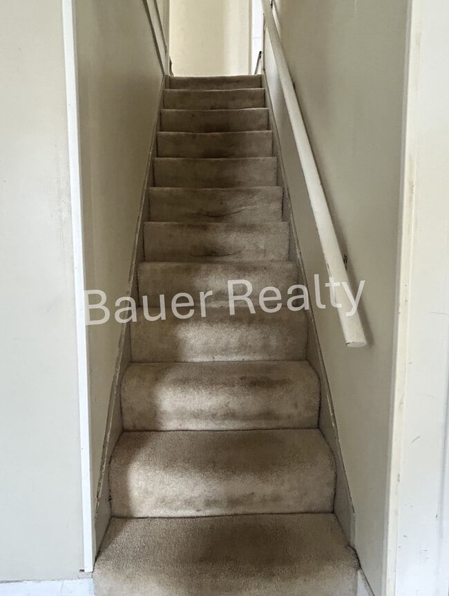 Building Photo - Affordable Two Bedroom