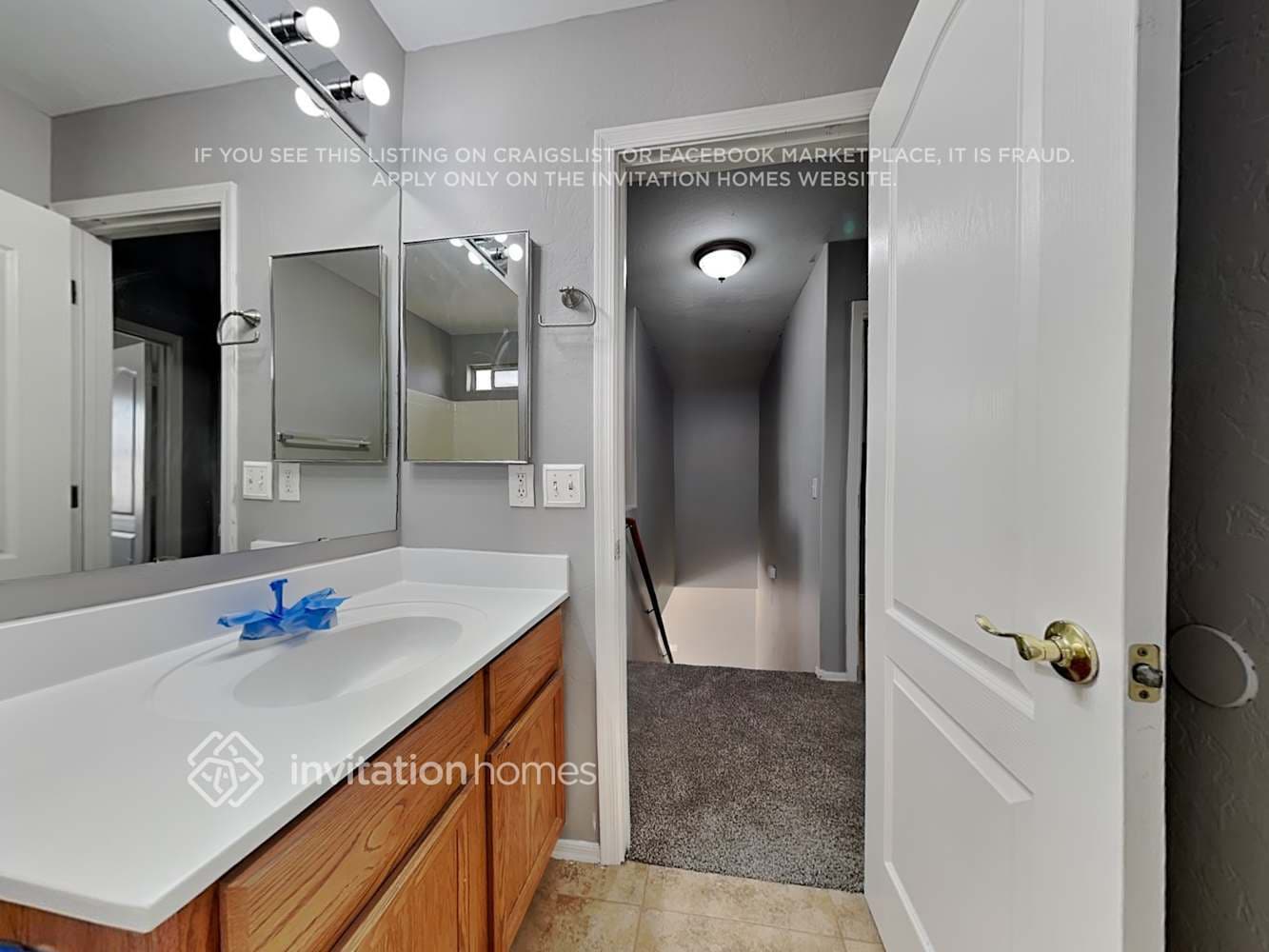 Building Photo - 10638 E Olla Ave