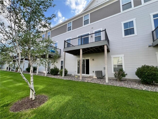 Building Photo - 7262 Alvarado Ln N