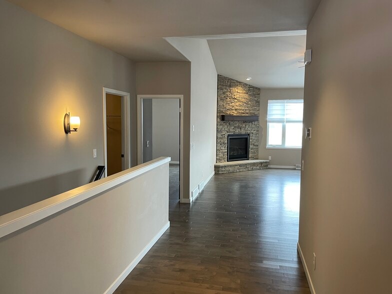 Building Photo - 2622 Mica Rd