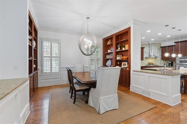 Building Photo - 4209 Whitby Way SE