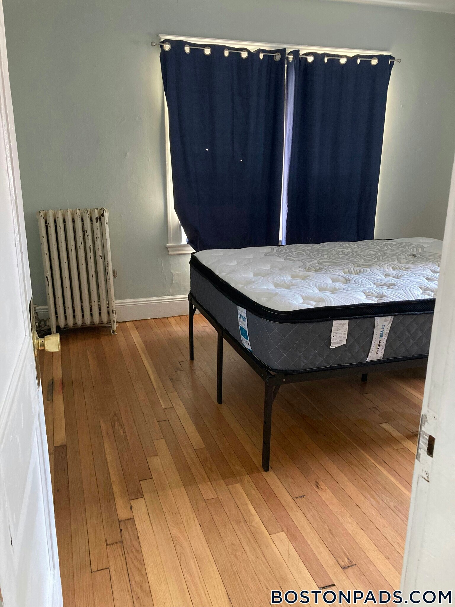 Building Photo - 15 Radnor Rd