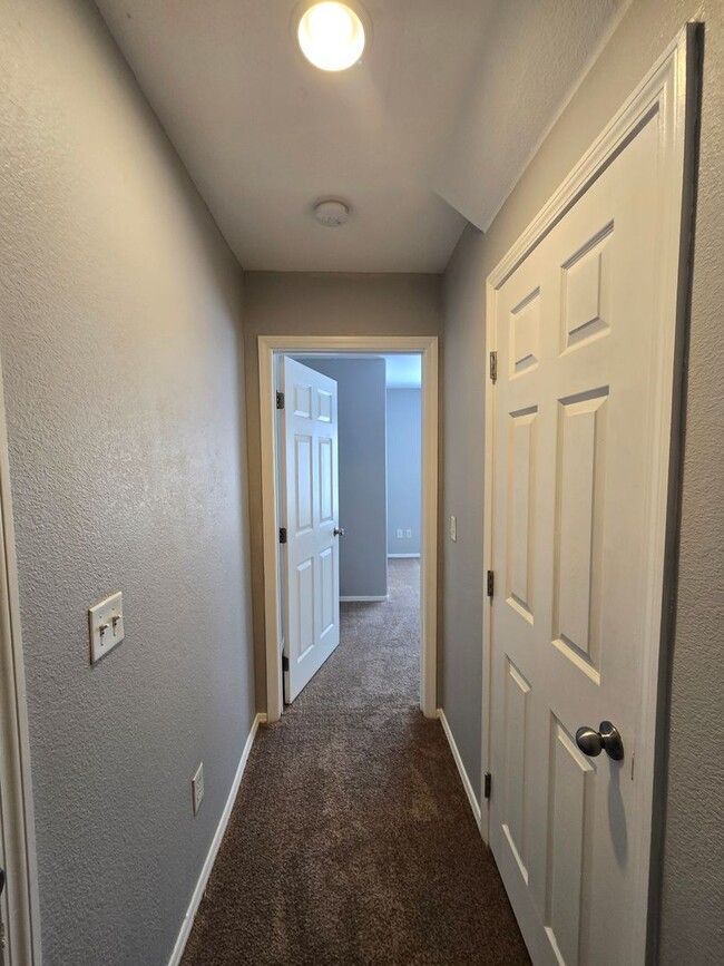 Building Photo - Fabulous 3-Bedroom, 3.5-Bathroom Home with...