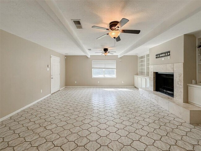 Building Photo - 11418 Cypress North Houston Rd