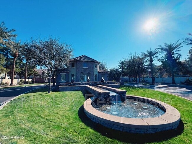 Building Photo - 1918 E Bridgeport Pkwy