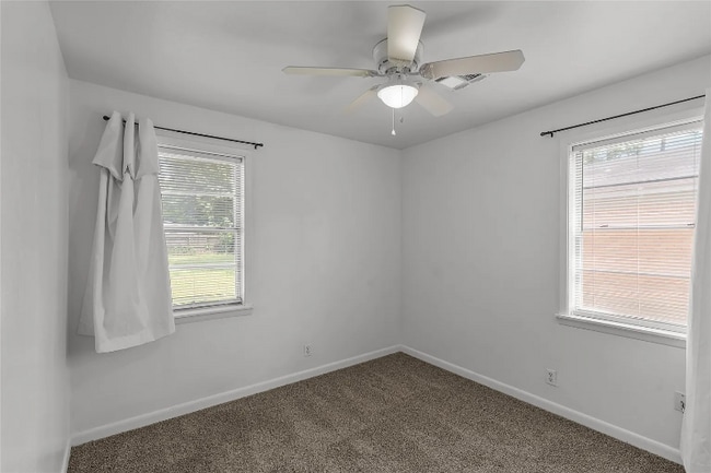 Building Photo - 4209 Lark St