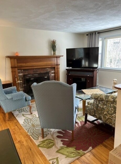 Building Photo - 438 Old Bedford Rd