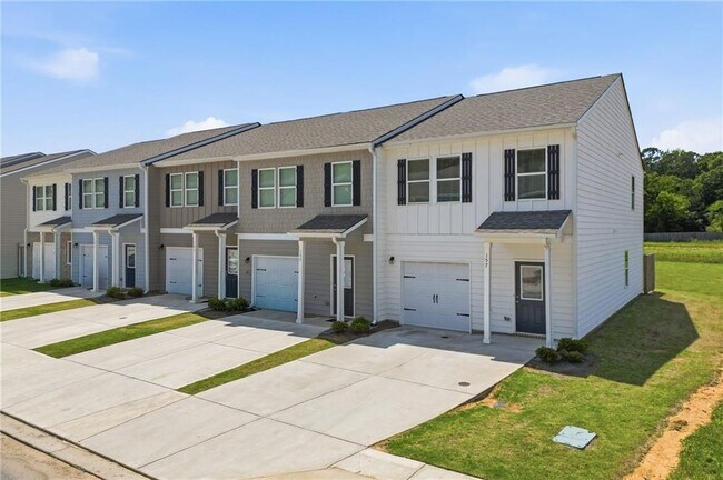 Building Photo - 157 Vlg Grn Dr NW