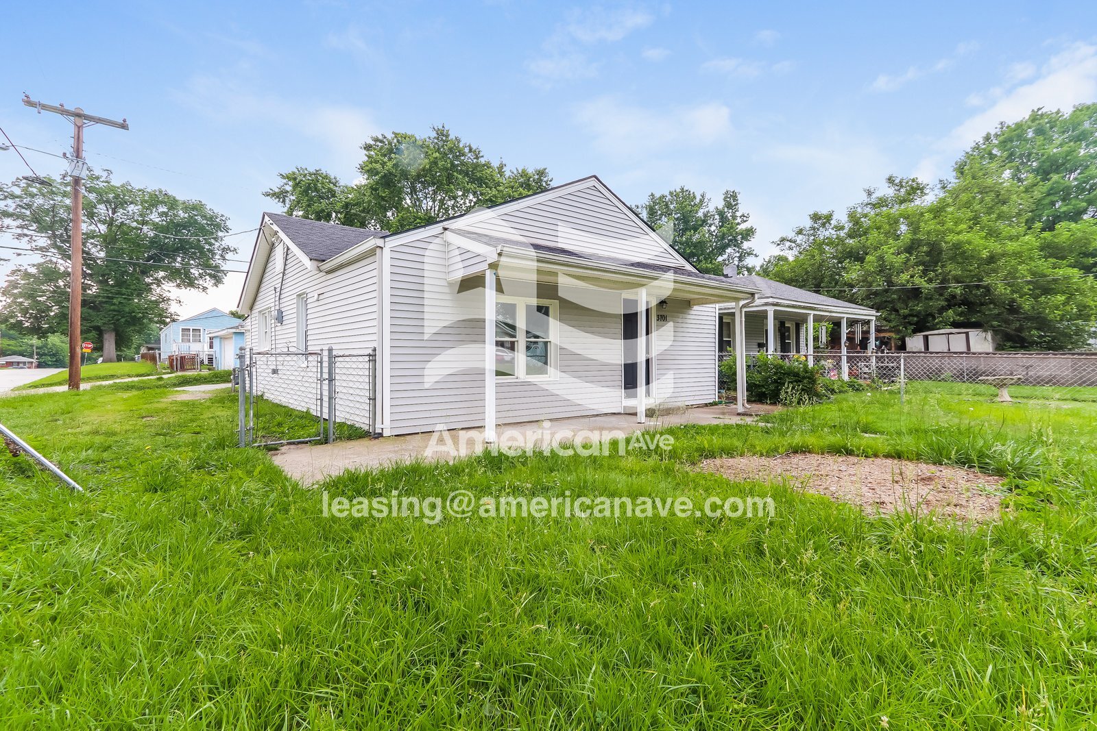 Building Photo - 3701 Powell Ave