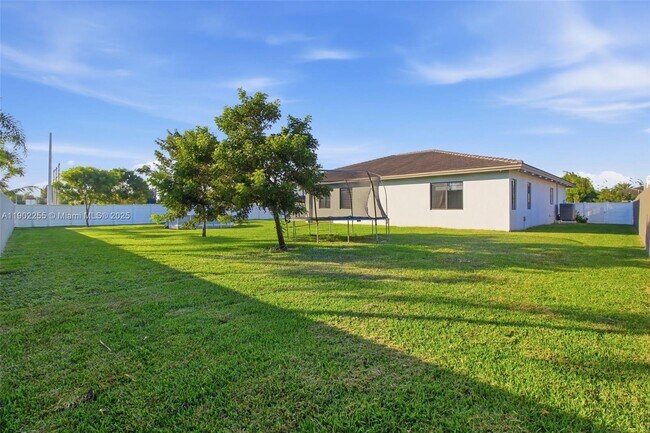 Building Photo - 13284 SW 228th St