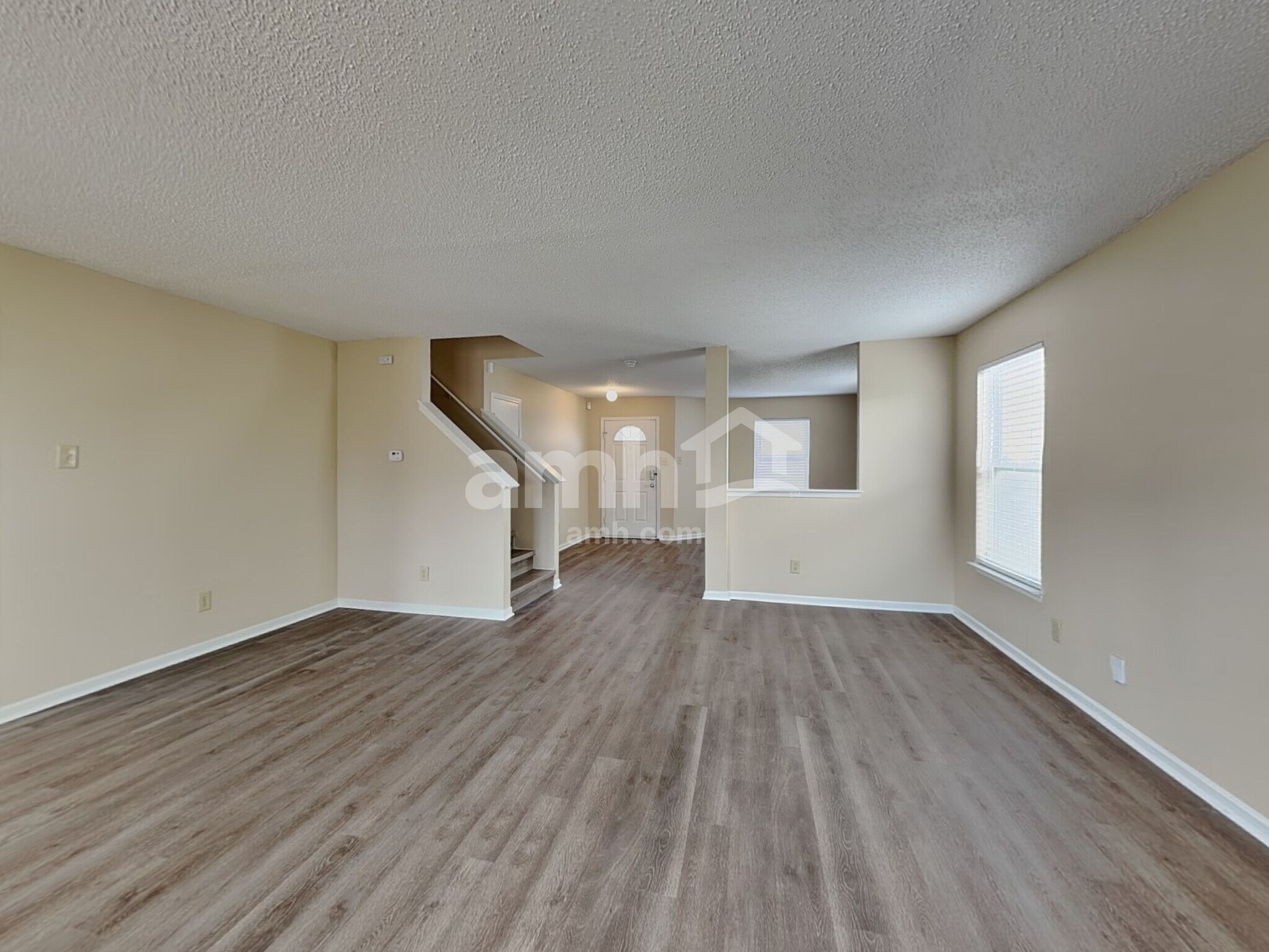 Building Photo - 1939 Dutch Elm Dr