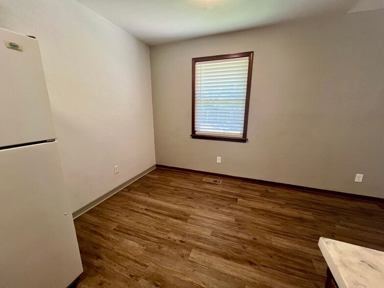 Building Photo - 311 N 44th St