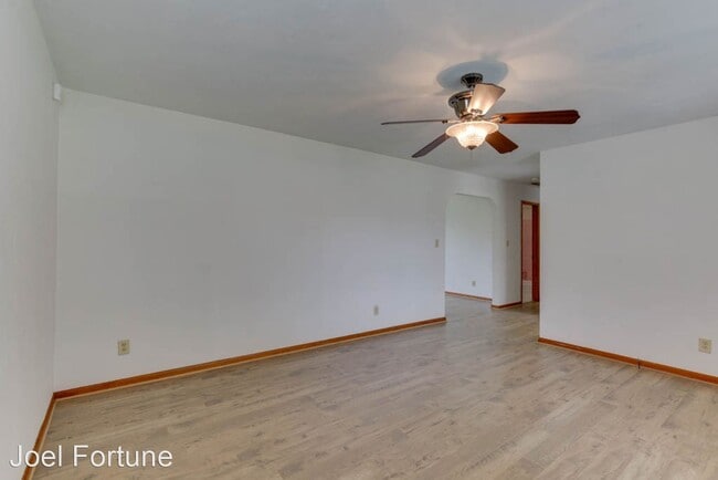 Building Photo - 3 br, 2 bath House - 1461 Todds Lane