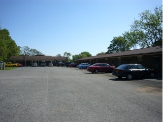 Primary Photo - 1610 Chestnut Ave