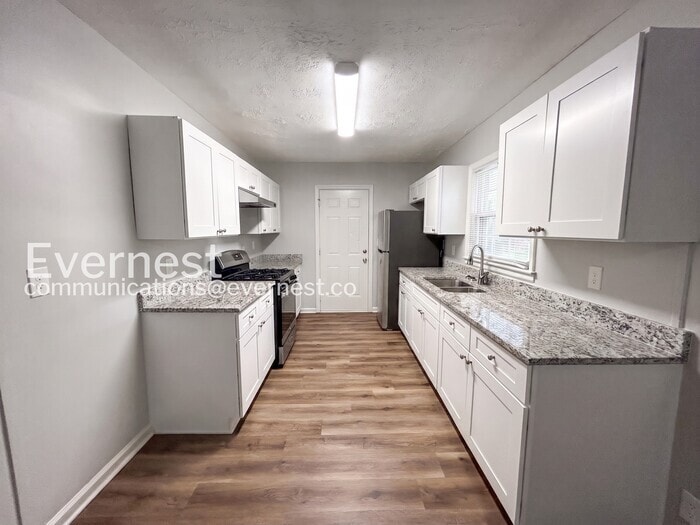 Building Photo - 1598 San Gabriel Ave