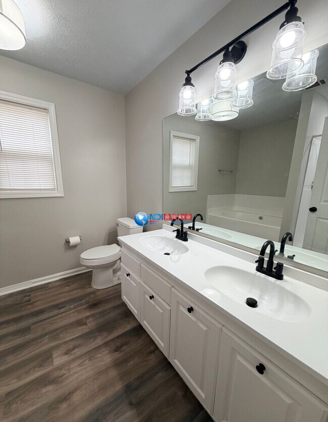 Building Photo - Nice UPDATED ranch in the DISCOVERY cluster in Lawrenceville