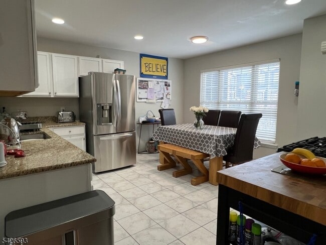 Building Photo - 100 Glenridge Ave