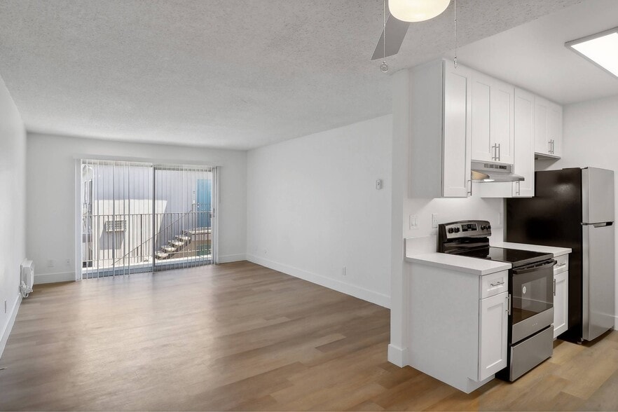 Building Photo - Terre at 1019 Peach