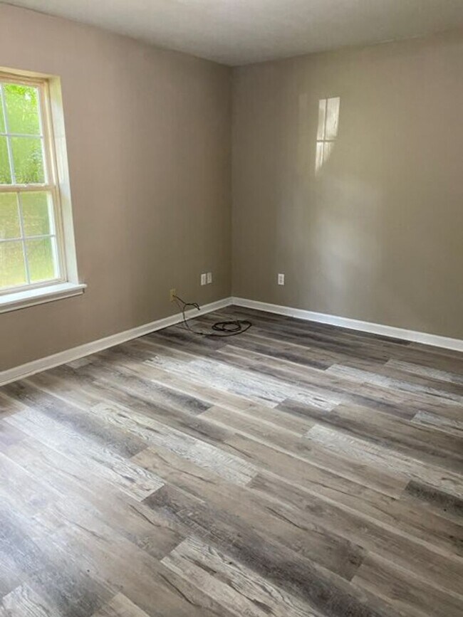 Building Photo - 118 Leeper Dr