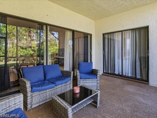 Building Photo - 1833 Courtyard Way