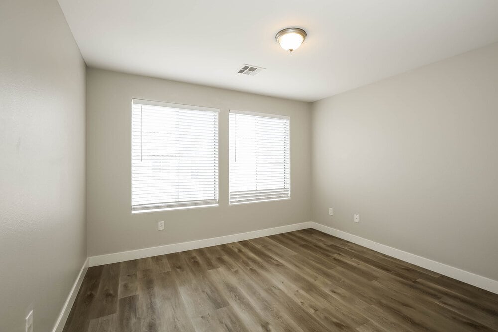 Building Photo - 9466 Havasu Canyon Ave