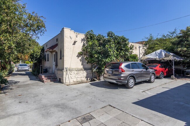 Building Photo - 5927 Corona Ave