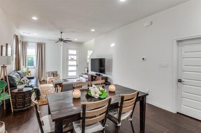 Building Photo - 5116 Slate St