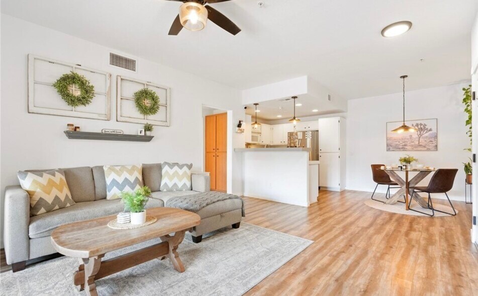 Nemo - 31407 Taylor Ln
