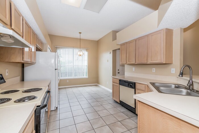 Building Photo - 2963 Waters View Cir