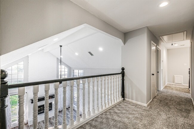 Building Photo - 20506 Park Pine Ln