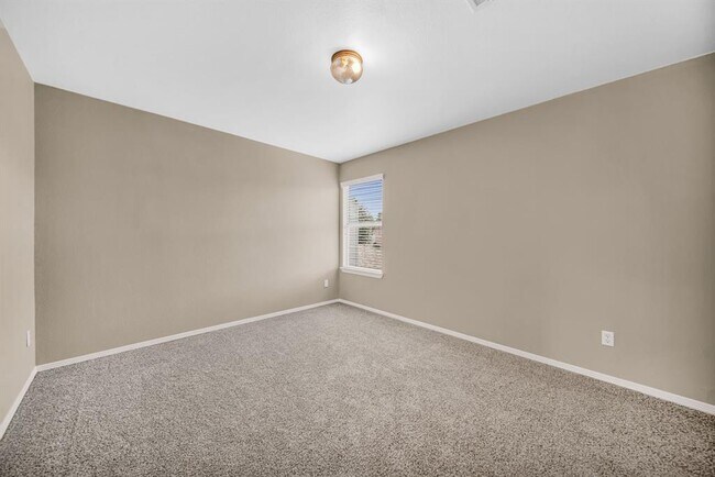 Building Photo - 2209 Jefferson Crossing Dr
