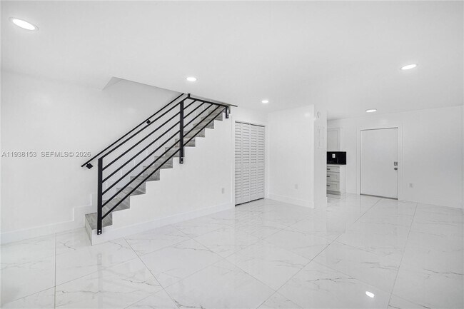 Building Photo - 131 NE 77th St