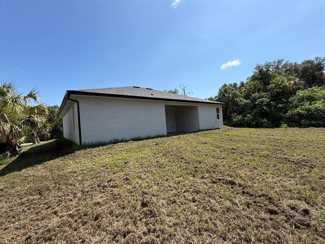 Building Photo - 5219 Sylvania Ave