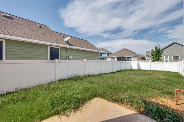 Building Photo - 9137 Waterman Dr