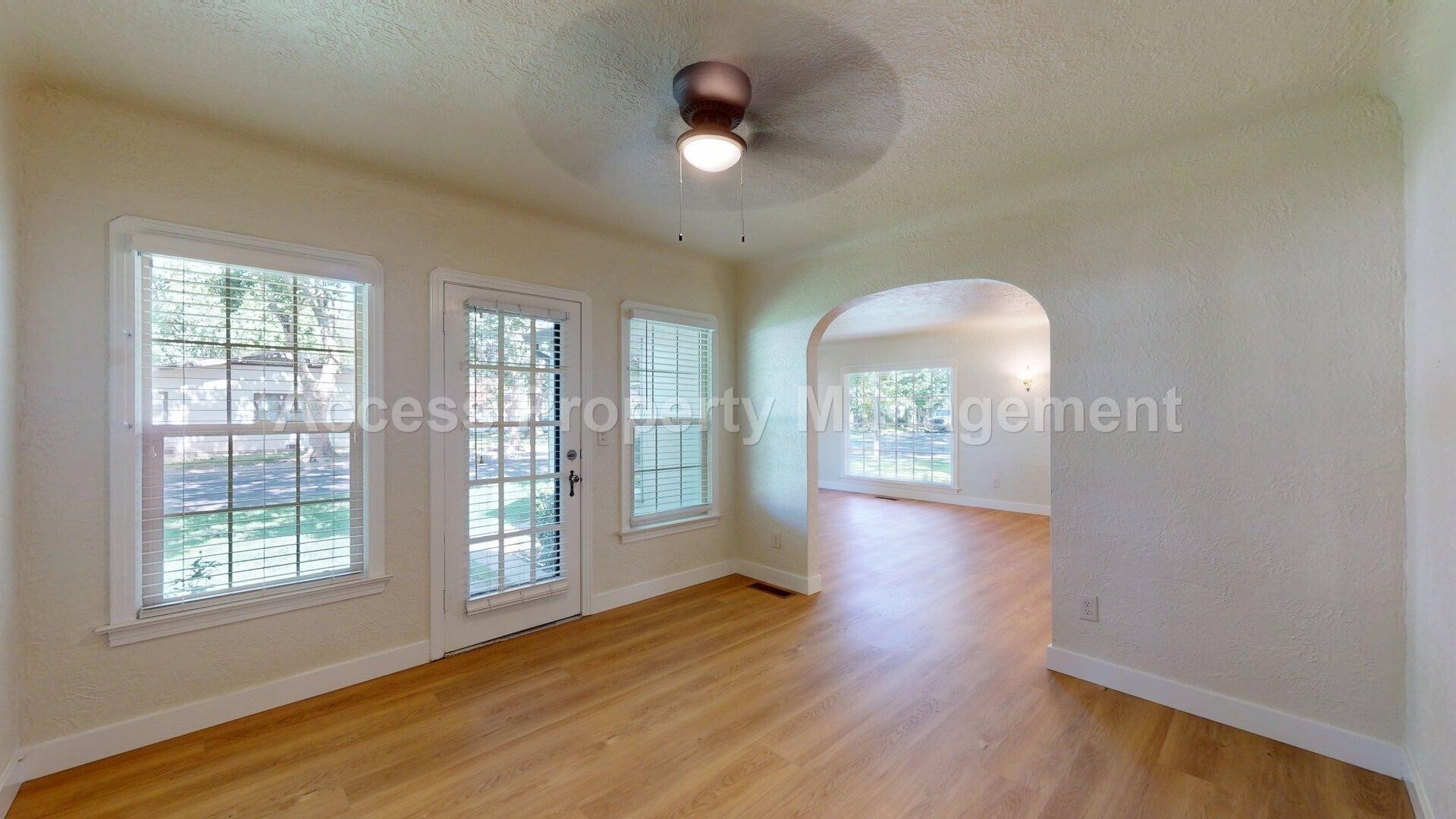 Building Photo - 1200 Sycamore St