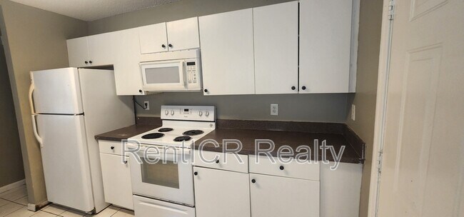 Building Photo - 3805 Carraway St