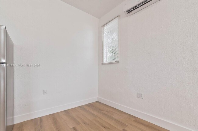 Building Photo - 50 NW 79th St