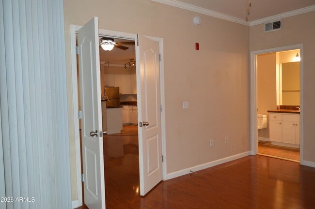 Building Photo - 1701 E Colter St