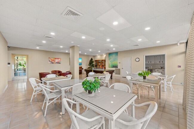 Building Photo - 2400 Presidential Way