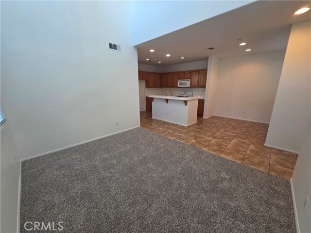 Building Photo - 2035 E Harvard Privado